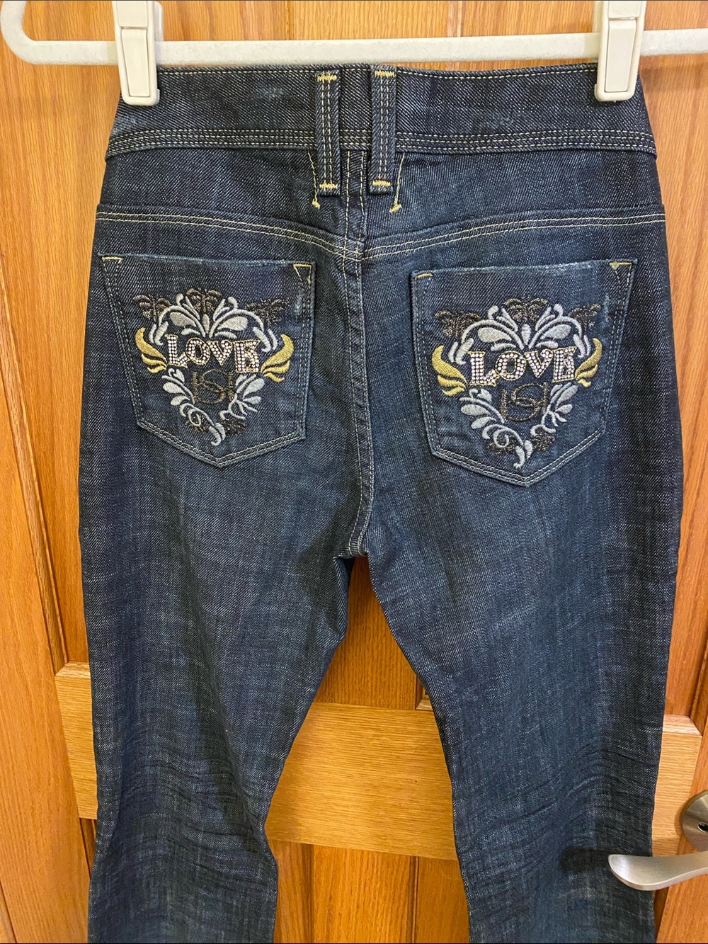bebe Premium Denim Jeans with Gold Embroidery Charlotte Love Bootcut Size 28